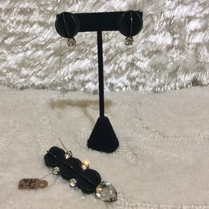 Vintage brooch pin and earrings set